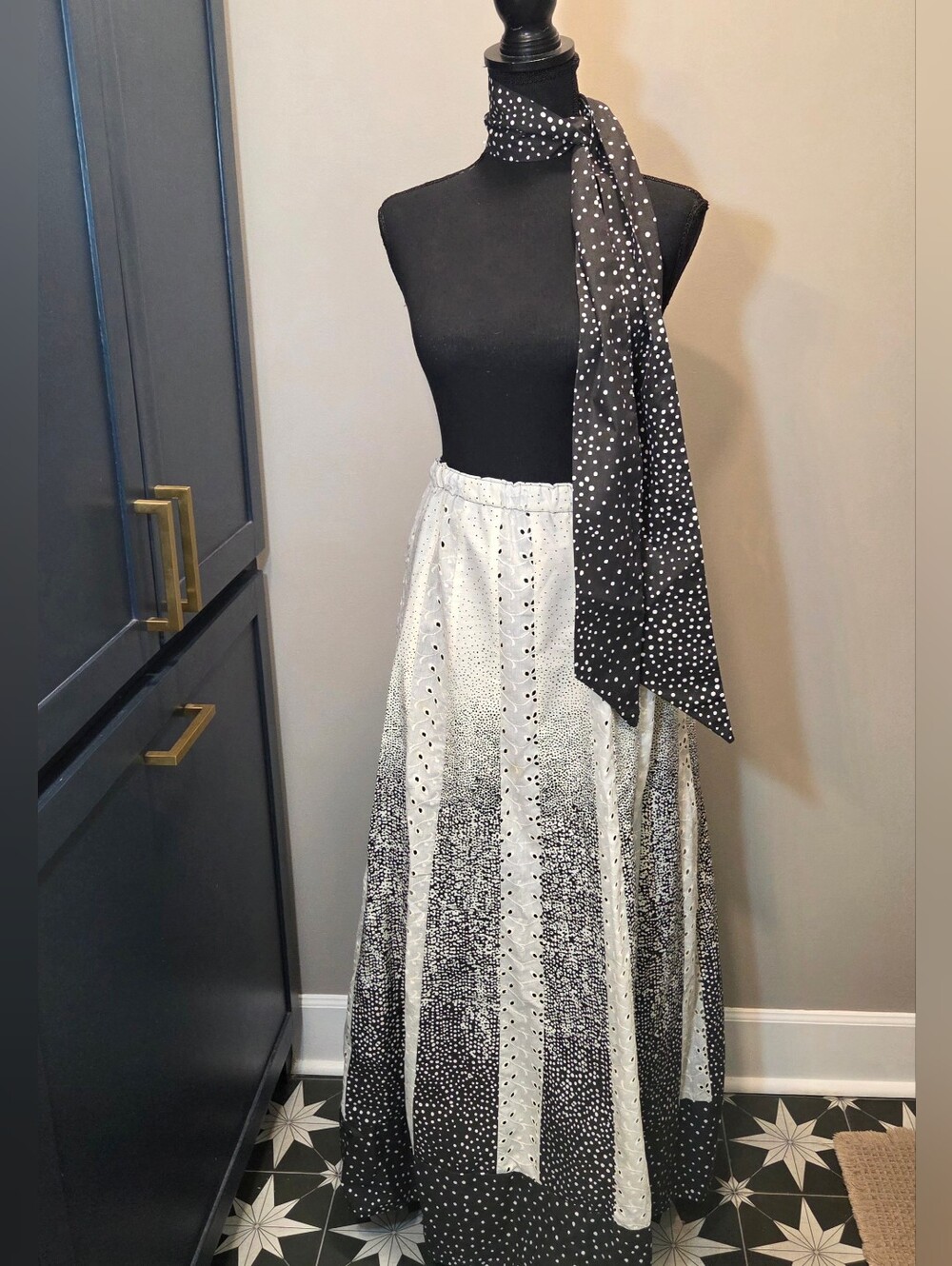 Mr. Hank Women's Vintage Eyelet Lace Polka Dot Maxi Skirt And Sash